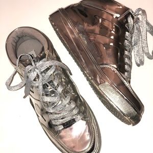 ✨Steve Madden✨ Metallic Silver Shoes